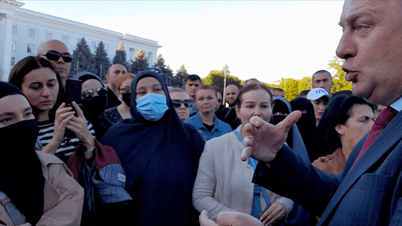 Жительницу Нальчика оштрафовали за участие в народном сходе против мобилизации