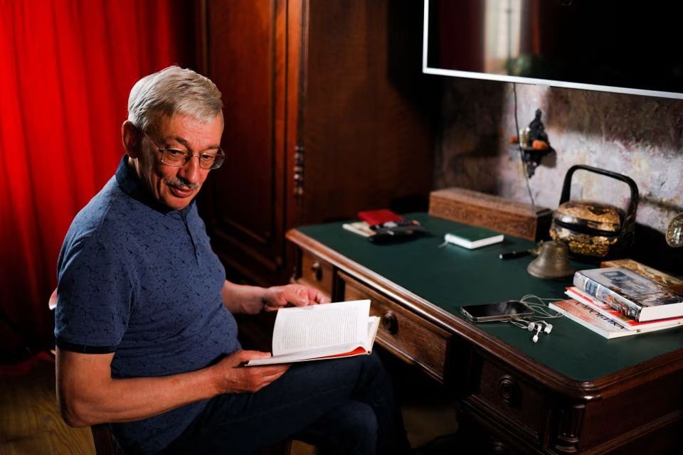 «То, что сейчас происходит в России, — абсурд»