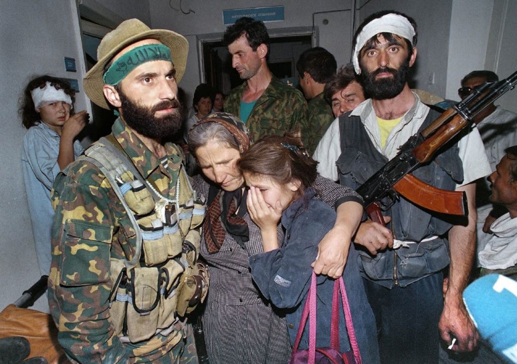 Буденновск, Кизляр, Беслан, Дубровка: Олег Орлов о связи терактов