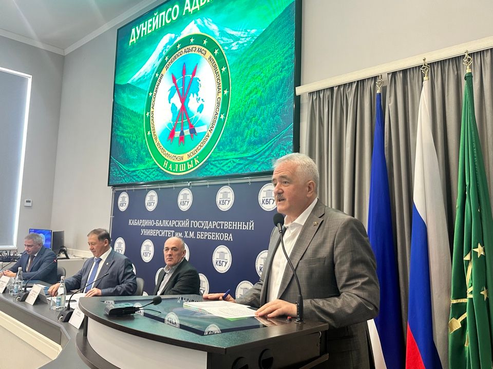  Власти Кабардино-Балкарии прокомментировали поправки в Конституцию республики