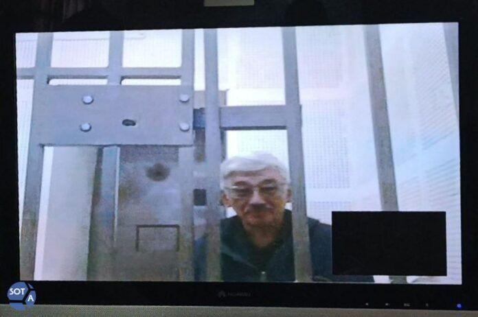Олег Орлов по видеосвязи из СИЗО-2 Сызрани. Фото: SotaVision